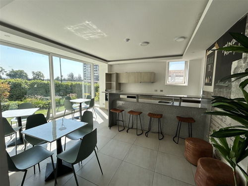 Departamento En Venta De 3 Dorm. En Macul