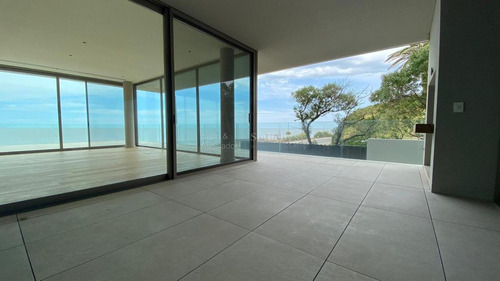 Imagen 26 de 30 de Apartamento Super Lujo Frente Al Rio - Residencia Ola