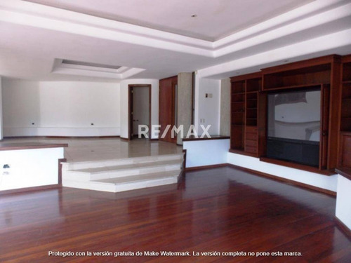 Imagen 8 de 22 de Apartamento En Venta Altos De Guataparo Dos Niveles Vista Al Campo Golf. Cód.: 456623. 04144841043