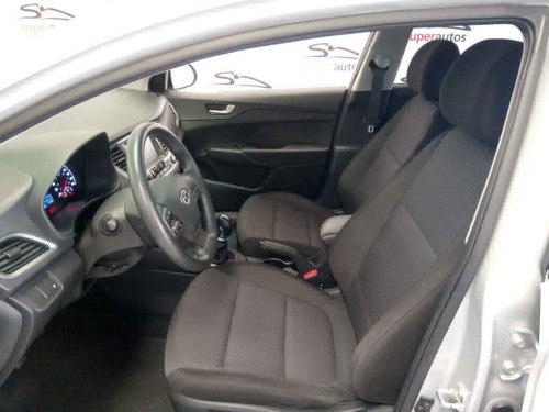Imagen 8 de 11 de Hyundai Accent 2020 4p Gl L4/1.6 Aut