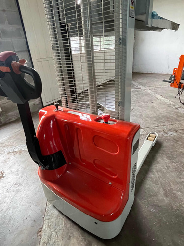 Apilador Electrico Elevador Michigan 1.5tn 3 Metros Bateria