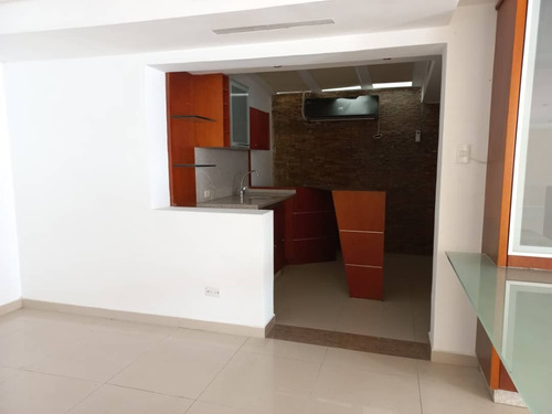 Imagen 15 de 27 de Casa En Alquiler Trigal Norte Valencia Calle Cerrada