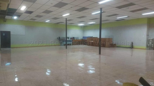 Imagen 8 de 10 de Local Comercial En Venta En Baruta Caracas 22-16875