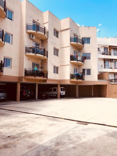 Imagen 13 de 16 de Departamento En Venta En Morón