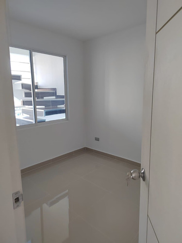 Imagen 11 de 16 de Edificio En Venta En Cali Villa Magna / Ciudad 2000