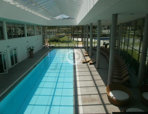 Venta Apartamento 3 Dormitorios En Suite Playa Mansa