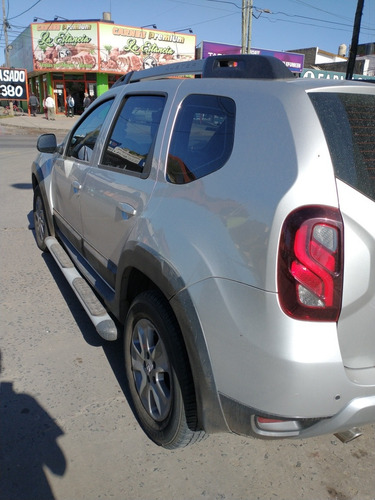 Renault Duster 2017 2.0 Ph2 4x4 Privilege 143cv