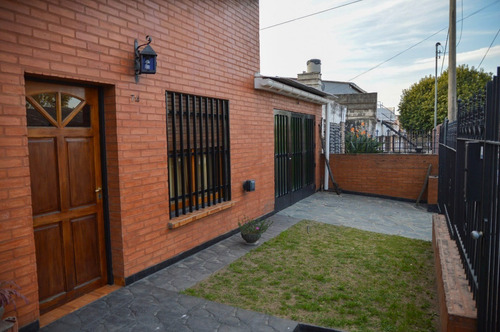 Imagen 2 de 12 de Venta De Casa Barrio Las Palmas