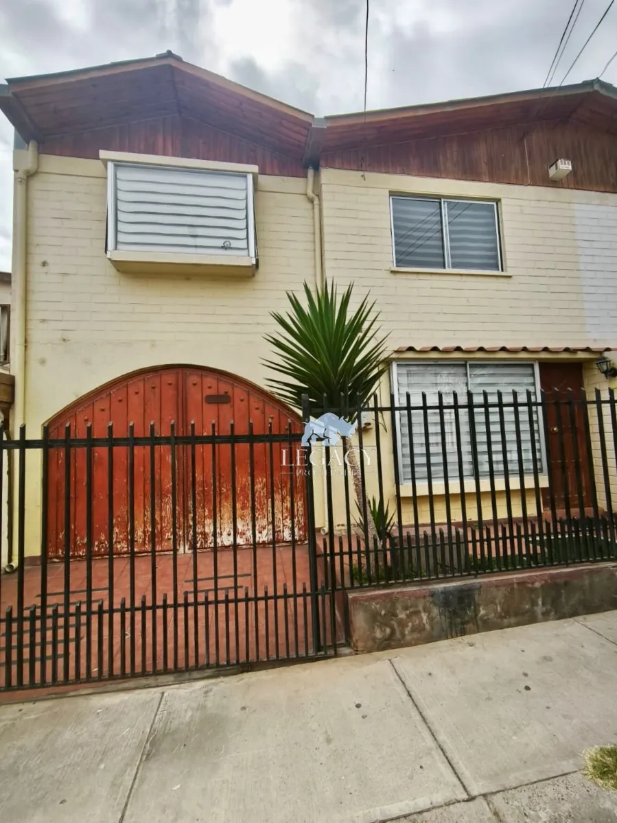 Imagen 1 de 16 de Villa Talinay, Av. La Cantera