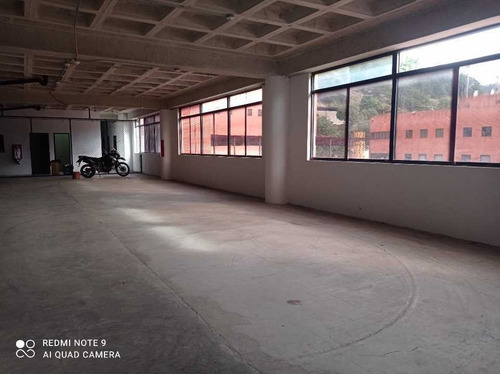 Imagen 3 de 11 de Alquilo Piso Industrial 1.710m2 Baruta 5295