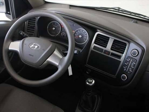 Imagem 7 de 12 de Hyundai Hr 2.5 Longo Sem Caçamba 4x2 16v 130cv Turbo
