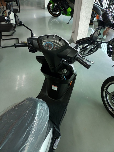 Imagem 9 de 25 de Scooter Lindy 125 Zero Km