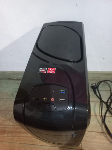 Computadora Gamer Ryzen 5 2600 Gtx 1080 8gb (Usado)