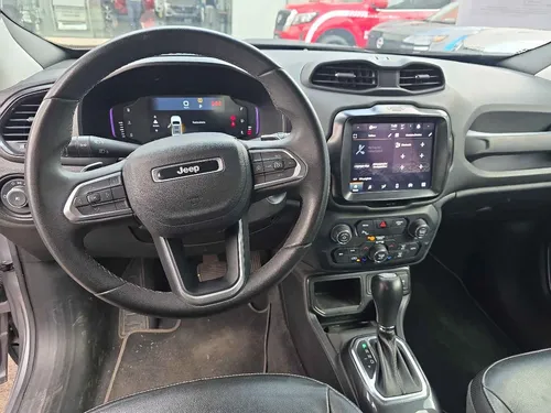 Jeep Renegade 5p Latitude L4/1.3/T Aut