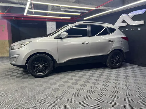 Hyundai Tucson IX35 GL 2.0 4X2