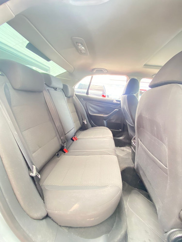 Volkswagen Vento 2.5 Luxury 170cv