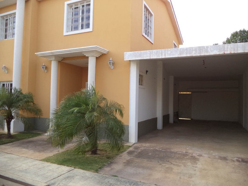 Imagen 3 de 27 de Casa En Conjunto Residencial Privado. 04120656408 Cod Mls 22-20993