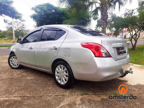 Nissan Versa Sv 1.6 2013 Manual 2° Dona
