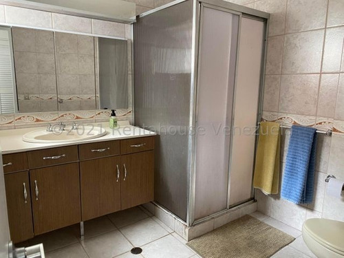 Imagen 11 de 15 de 22-15760 Casa En Venta En Prados Del Este