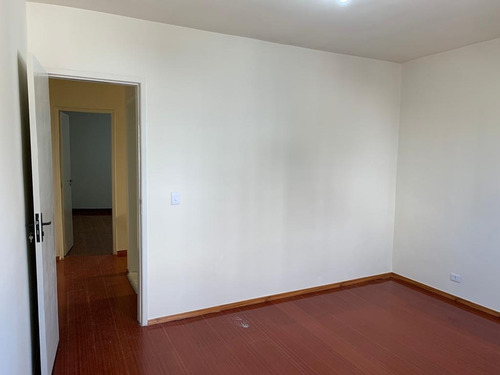 Imagem 9 de 14 de Belo Sobrado À Venda No Jardim Mangalot - 11584