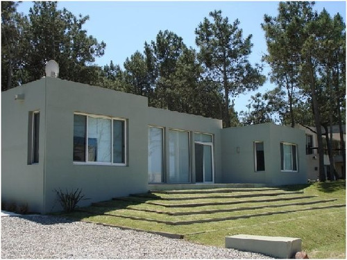 Casas En Venta 3 Dormitorios Laguna Blanca Punta Del Este - Dl1242
