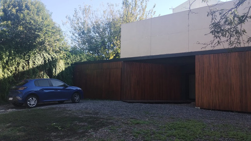 Venta Casa Barrio La Reserva, Valle Escondido Zona Norte Id: 4287