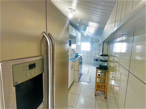 Imagem 17 de 25 de Ótima Oportunidade Para Você, Que Procura Uma Casa Com 2 Quartos E Edicula, Em Um Amplo Terreno Medindo 200m² De Área Total Em Uma Rua Tranquila No Cajuru E Com A Facilidade De Pod - Ca01656 - 701151
