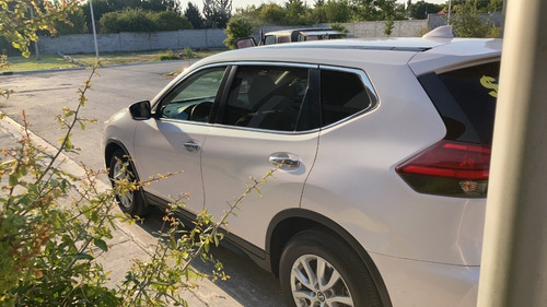 Imagen 4 de 10 de X-trail 2018 Nissan