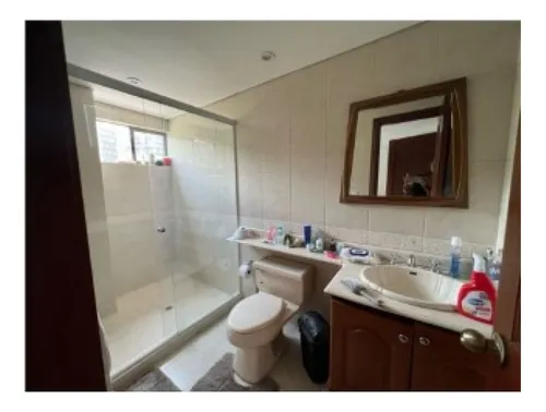 Rhbr-11946 Apartamento Piso 8 (poblado, Sector Las Lomas)
