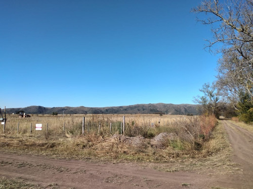 Imagen 2 de 2 de Terreno De 820m2 Con Hermosa Vista A Las Sierras