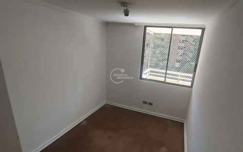 Departamento En Venta De 2 Dorm. En Las Condes