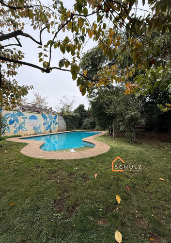 Casa Con Dojo En Sector Sur Poniente (94136)