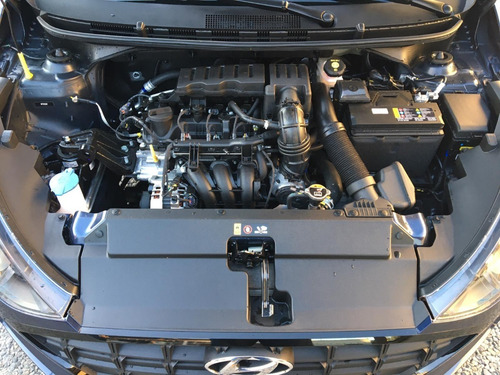 Hyundai New Hb20 1.0 Comfort Mt Hatch Y Sedan