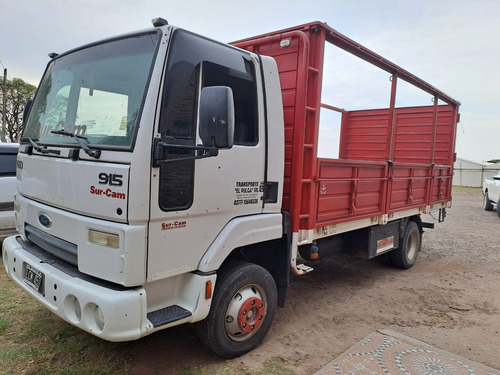 Camion Ford Cargo 915