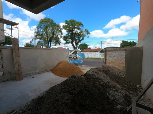 Imagem 25 de 30 de Ótimos Sobrados Com 3 Quartos No Bairro Cajuru, São 3 Unidades Sendo Uma De Esquina, Com Acessos Individuais No Conjunto Mercúrio, Oportunidade! - Ca01772 - 70281697
