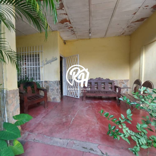 Casa En Venta En La Candelaria, Aragua