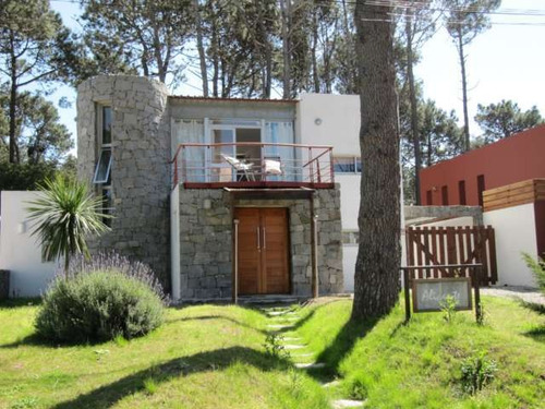Casas En Venta 4 Dormitorios Montoya Punta Del Este - Dl466