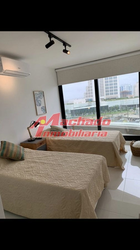 Imagen 24 de 29 de Venta De Apartamento De Dos Dormitorios En Punta Del Este