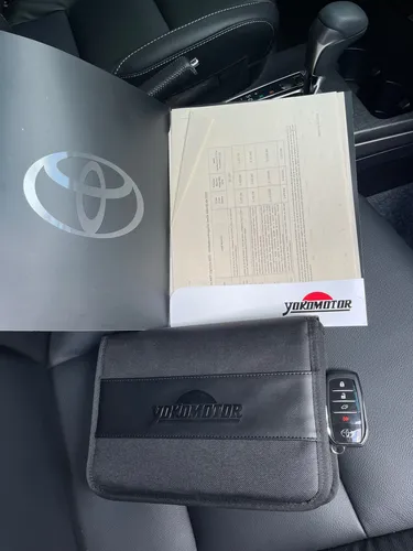 Toyota Fortuner 2.7 Srv At