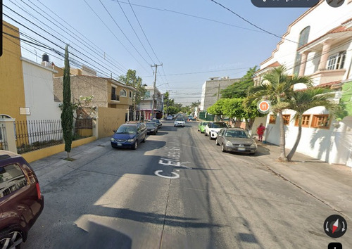 Casa Ubicada En Colonia Parques Del Nilo Guadalajara Jalisco. Con 2 Recamaras Y 121m2. A Unos Minutos De Tlaquepaque Centro.