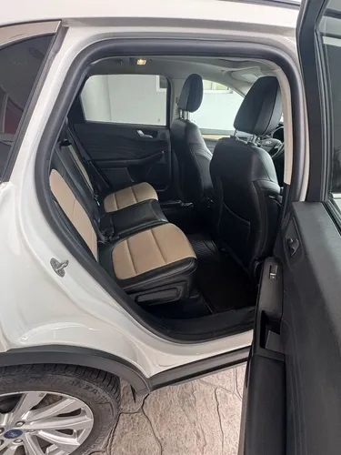 Ford Escape 2.5 Titanium Hybrid At