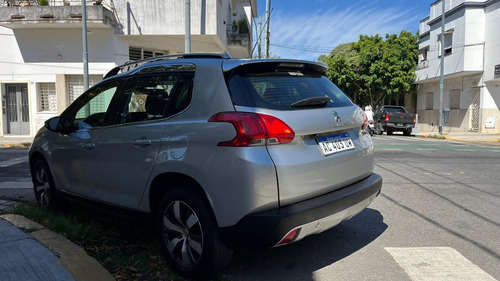Peugeot 2008 1.6 Feline