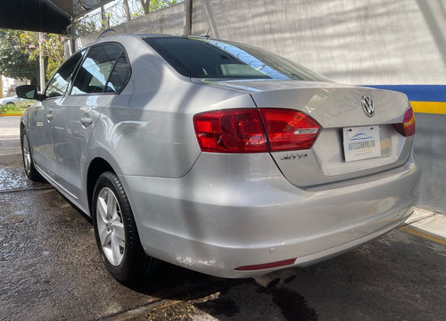 Volkswagen Jetta 2.5 Style At