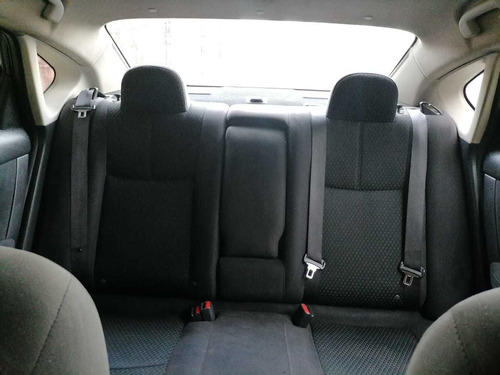 Imagen 7 de 10 de Nissan Sentra B17 Sr