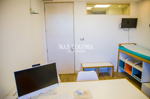 Centro Médico En Venta Camino El Alba - Metro Los Domínicos
