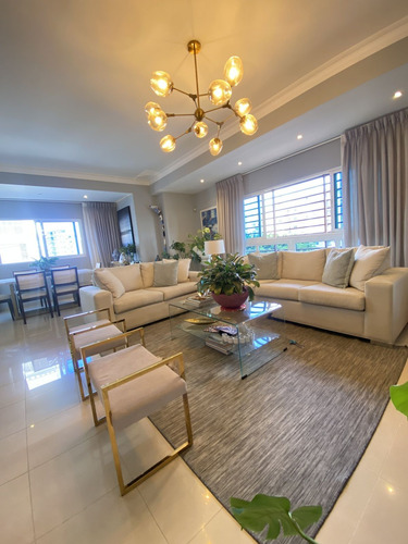 Vendo Lindo Apartamento En Evaristo Morales ! Torre Moderna!