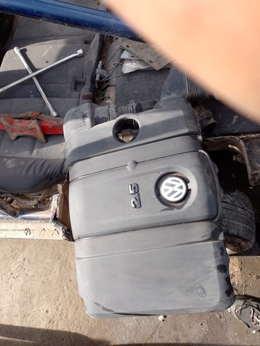 Tapa De Motor De Bora 2.5 Automático (Usado)