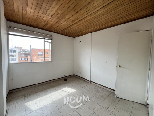 Apartamento En La Victoria Norte. 1 Habitación, 33 M², Id: 149834