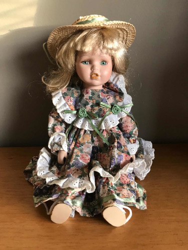 Muñeca De Porcelana Origen Italia (Usado)