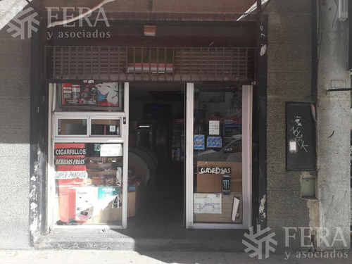 Imagen 2 de 3 de Venta De Local Comercial En Wilde, Excelente Ubicación (27348)